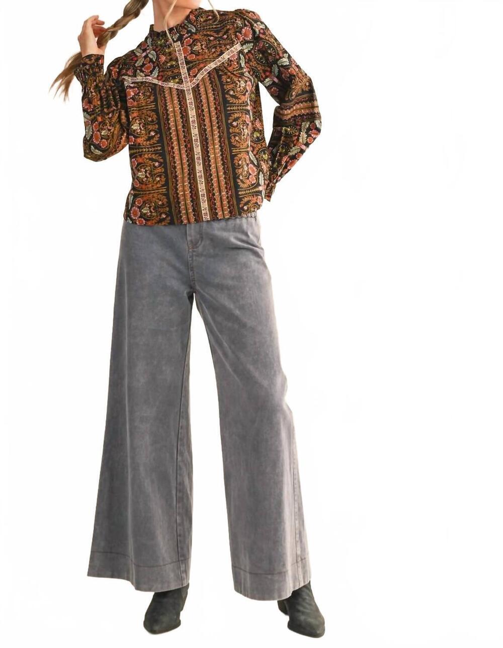 NEW &MERCI floral print top with floral trim in multi color